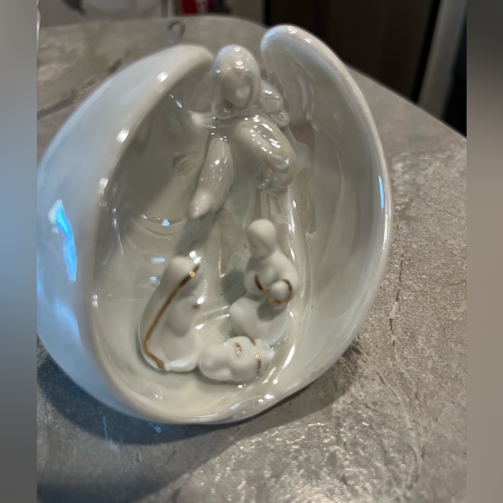 Appletree Design Nativity Ornament